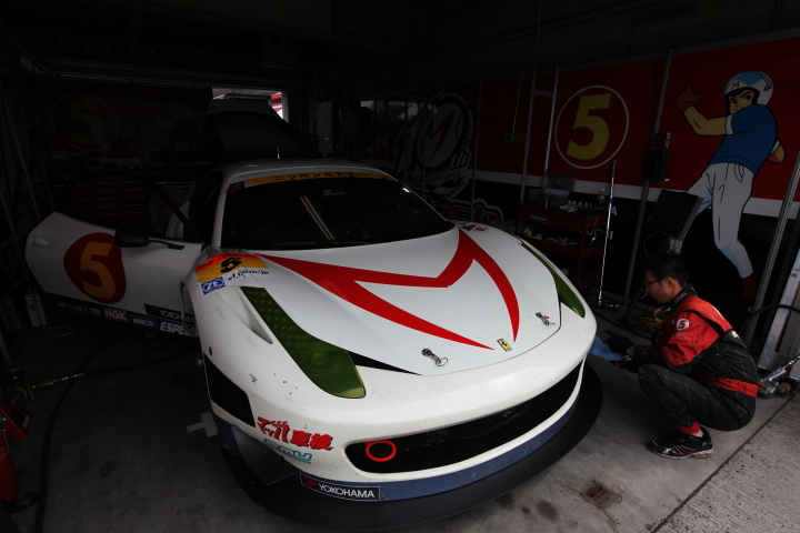 マッハGoGoGo車検Ferrari458（玉中哲二／山下潤一郎組）