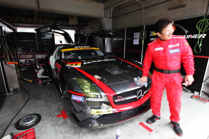 GAINER DIXCEL SLS（平中克幸／ビヨン・ビルドハイム組）