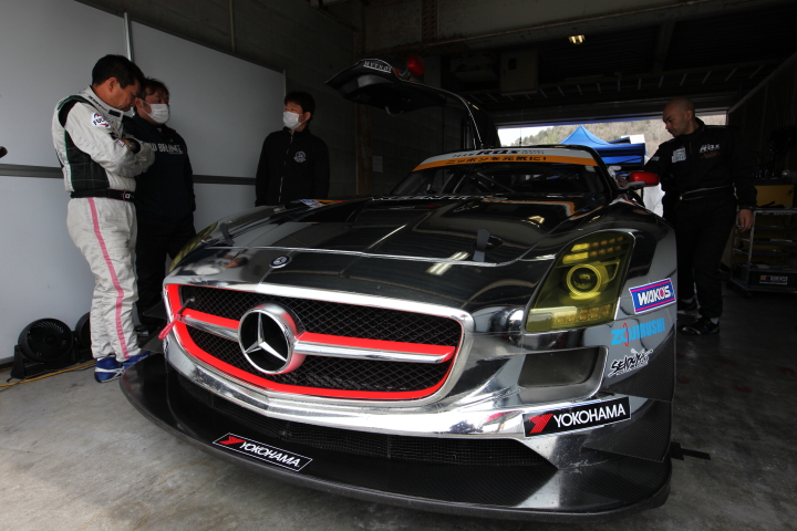 グリーンテック SLS AMG GT3（和田久／城内政樹組）