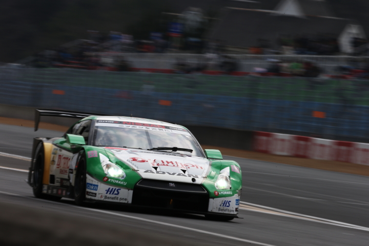 D'station ADVAN GT-R（安田裕信／ミハエル・クルム組）