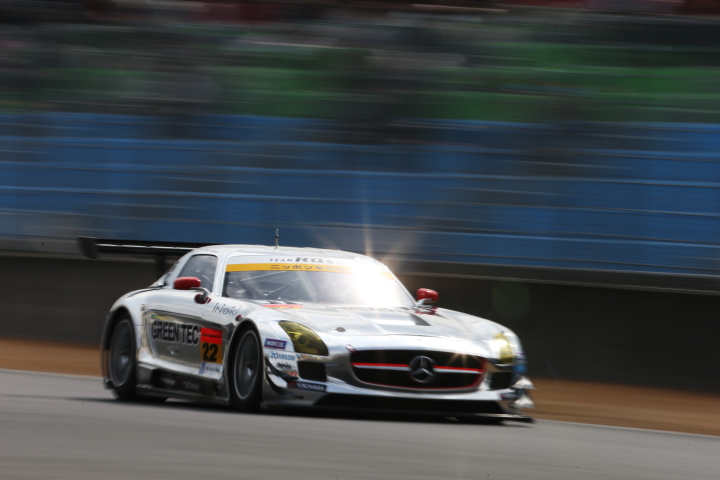 グリーンテック SLS AMG GT3（和田久／城内政樹組）