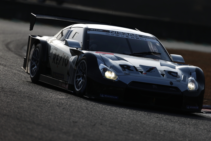 REITO MOLA GT-R （本山哲／関口雄飛組）