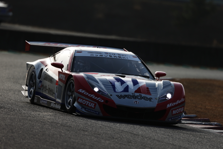 ウイダー モデューロ HSV-010（山本尚貴／フレデリック・マコヴィッキィ組）