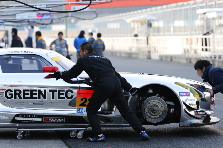 グリーンテック SLS AMG GT3（和田久／城内政樹組）
