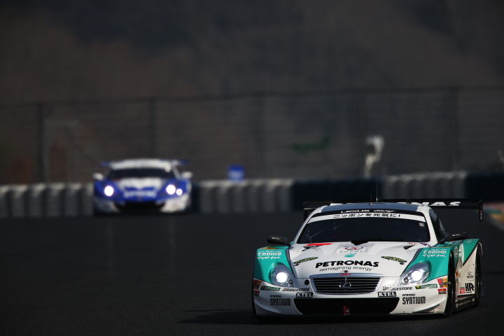 PETRONAS TOM'S SC430（中嶋一貴／ジェームス・ロシター組）