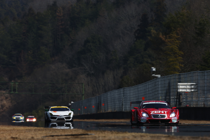 ZENT CERUMO SC430（立川祐路／平手晃平組）