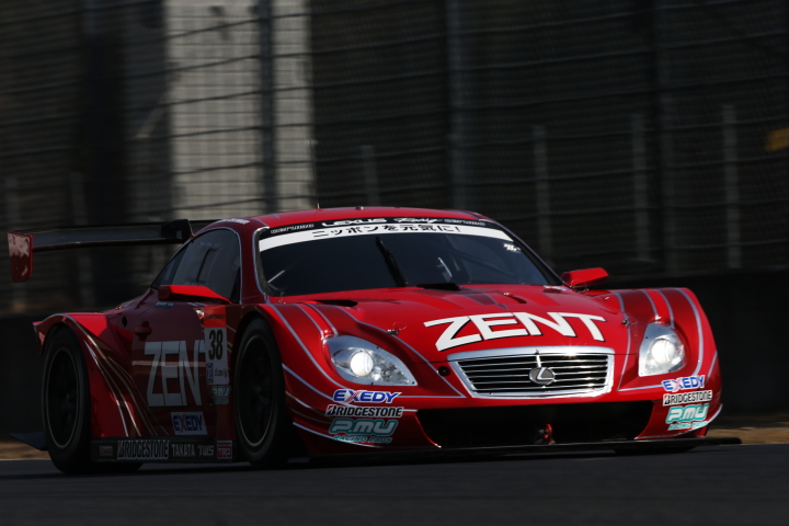 ZENT CERUMO SC430（立川祐路／平手晃平組）