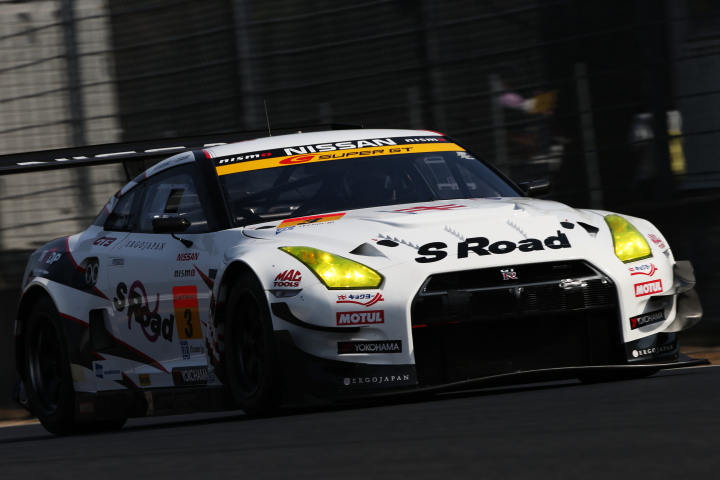 S Road NDDP GT-R（星野一樹／佐々木大樹組）