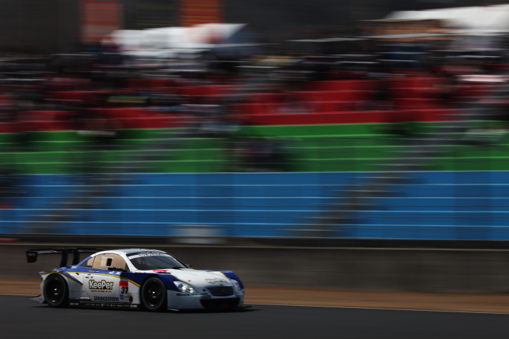 KeePer TOM'S SC430（伊藤大輔／アンドレア・カルダレッリ組）