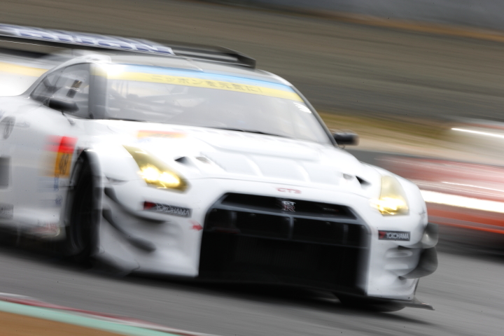 DIJON Racing GT-R（高森博士／千代勝正組）