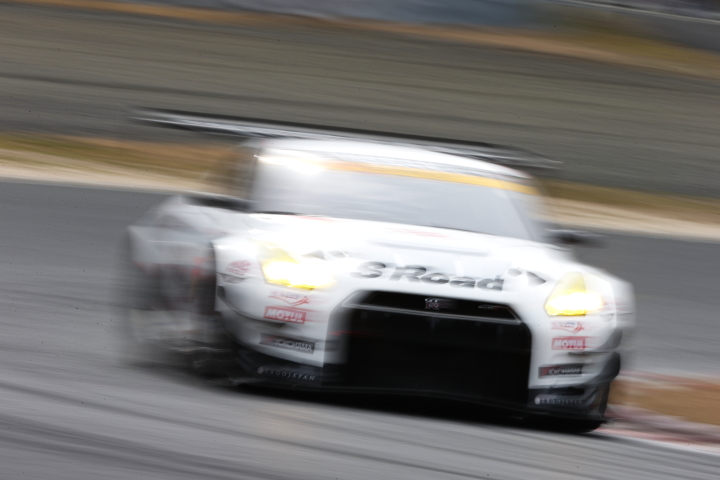 S Road NDDP GT-R（星野一樹／佐々木大樹組）