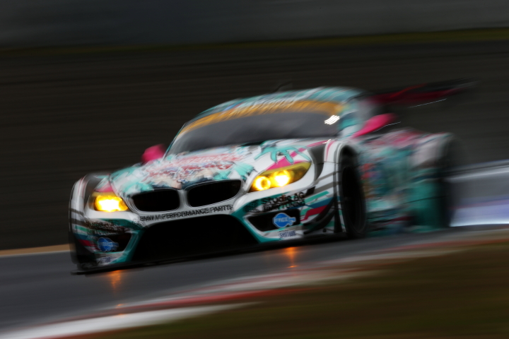 GSR 初音ミク　BMW（谷口信輝／片岡龍也組）