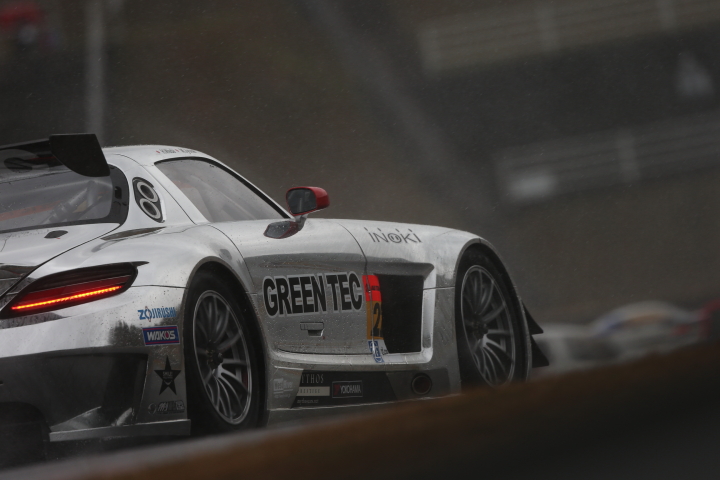 グリーンテック SLS AMG GT3（和田久／城内政樹組）