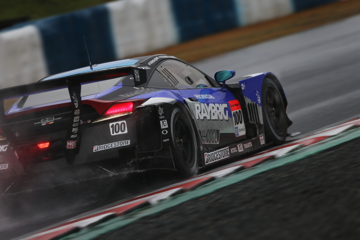 RAYBRIG HSV-010（伊沢拓也／小暮卓史組）