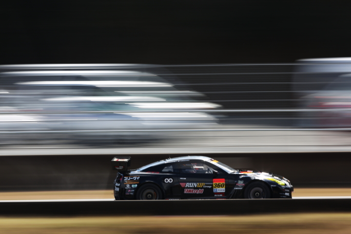 RUN UP GROUP GT-R（白坂卓也／田中篤組）