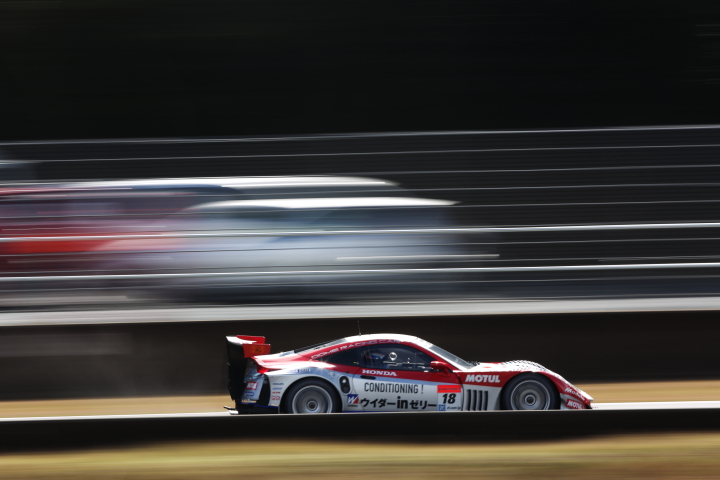 ウイダー モデューロ HSV-010（山本尚貴／フレデリック・マコヴィッキィ組）