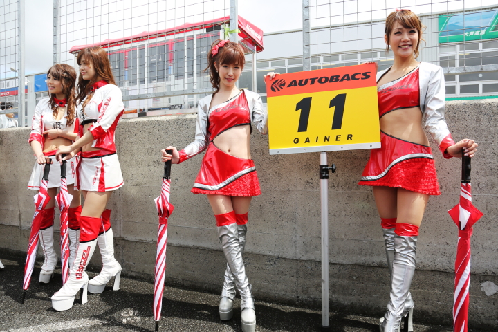 レースクイーン