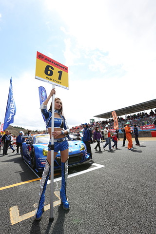 SUBARU BRZ R&D SPORTのレースクイーン