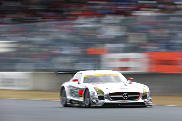グリーンテック SLS AMG GT3（和田久／城内政樹組）