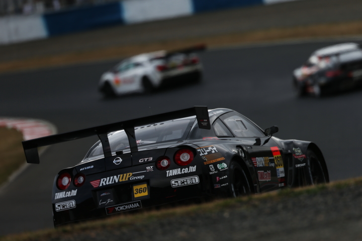 RUN UP GROUP GT-R（白坂卓也／田中篤組）
