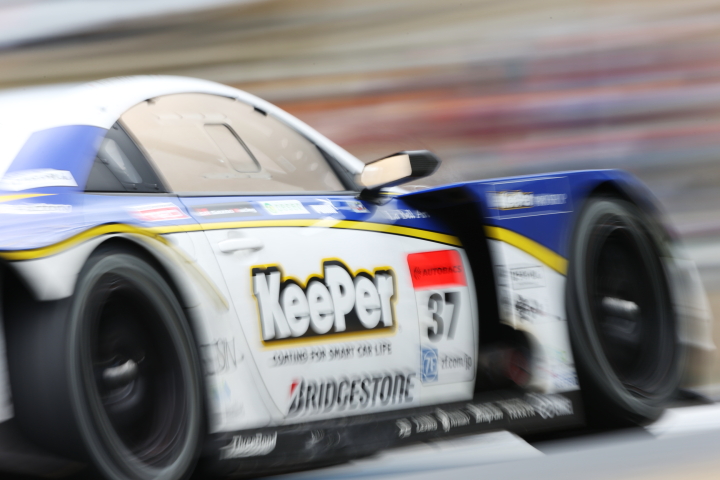 KeePer TOM'S SC430（伊藤大輔／アンドレア・カルダレッリ組）