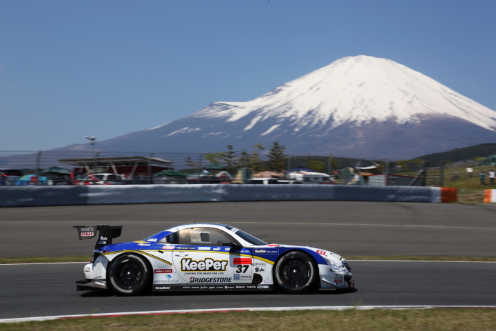 KeePer TOM'S SC430（伊藤大輔／アンドレア・カルダレッリ組）