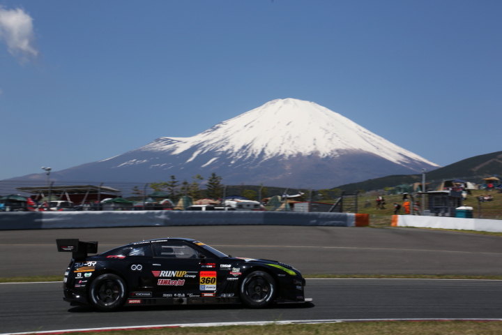 RUN UP GROUP GT-R（白坂卓也／田中篤組）