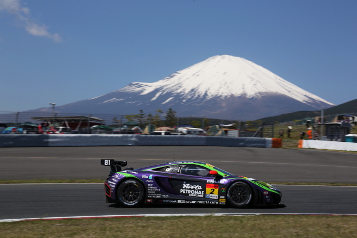 エヴァRT初号機アップルMP4-12C（高橋一穂／加藤寛規組）