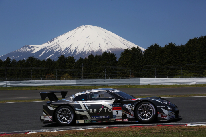 REITO MOLA GT-R （本山哲／関口雄飛組）