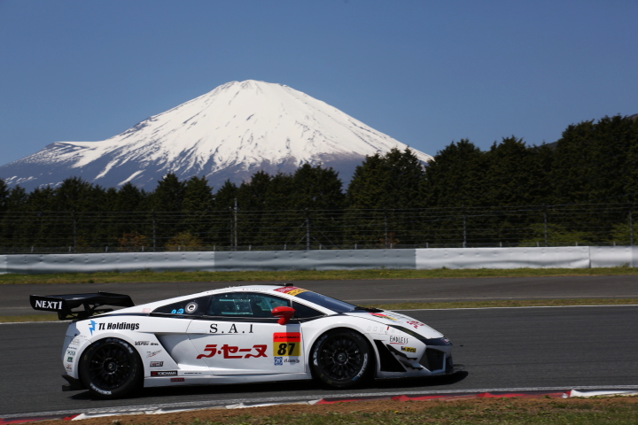 ラ・セーヌ ランボルギーニ GT3（山内英輝／吉本大樹組）