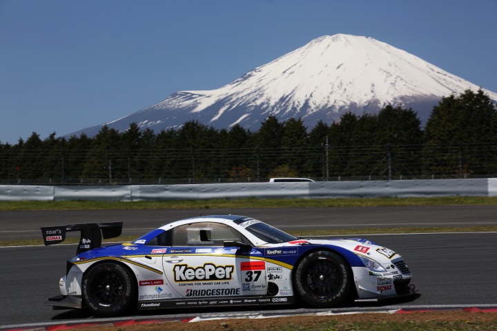 KeePer TOM'S SC430（伊藤大輔／アンドレア・カルダレッリ組）