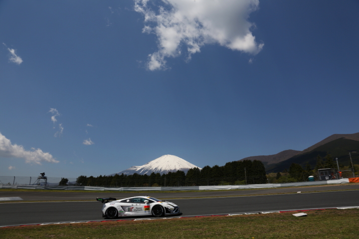 マネパ ランボルギーニ GT3（織戸学／青木孝行組）