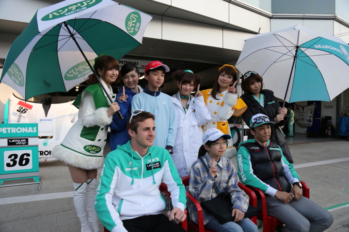 PETRONAS TOM'S SC430（中嶋一貴／ジェームス・ロシター組）