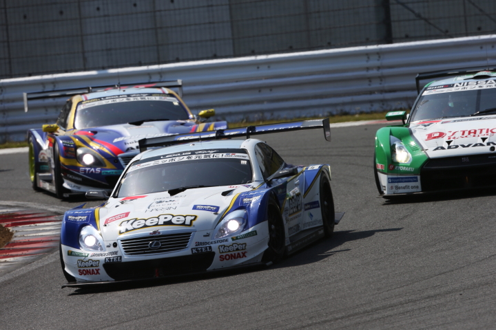 KeePer TOM'S SC430（伊藤大輔／アンドレア・カルダレッリ組）