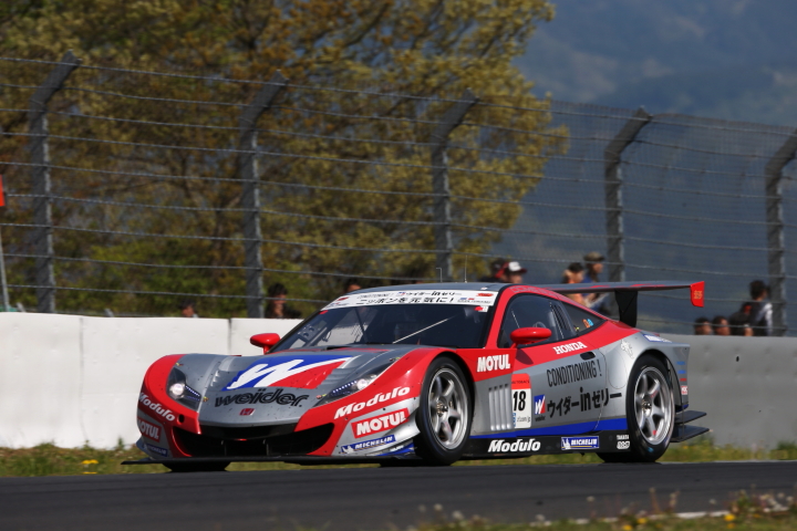 ウイダー モデューロ HSV-010（山本尚貴／フレデリック・マコヴィッキィ組）