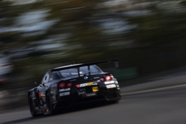 RUN UP GROUP GT-R（白坂卓也／田中篤組）