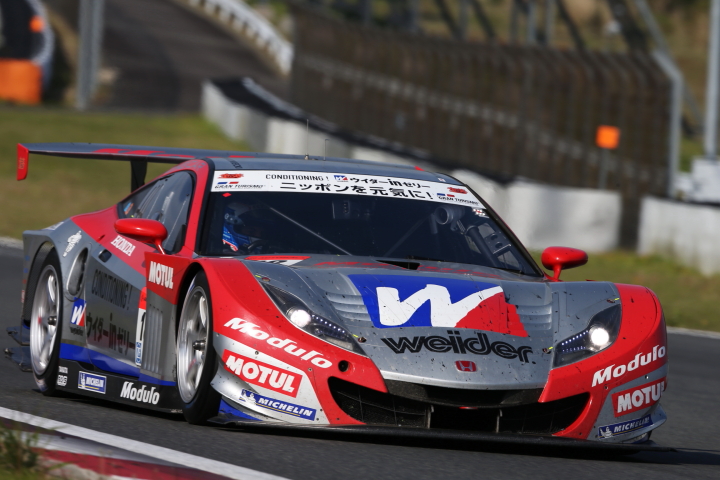 ウイダー モデューロ HSV-010（山本尚貴／フレデリック・マコヴィッキィ組）