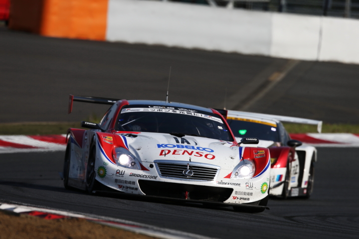 DENSO KOBELCO SC430（脇阪寿一／石浦宏明組）