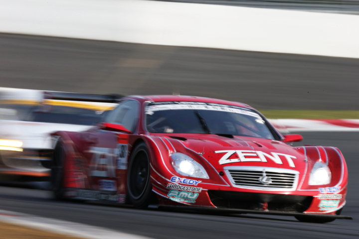 ZENT CERUMO SC430（立川祐路／平手晃平組）