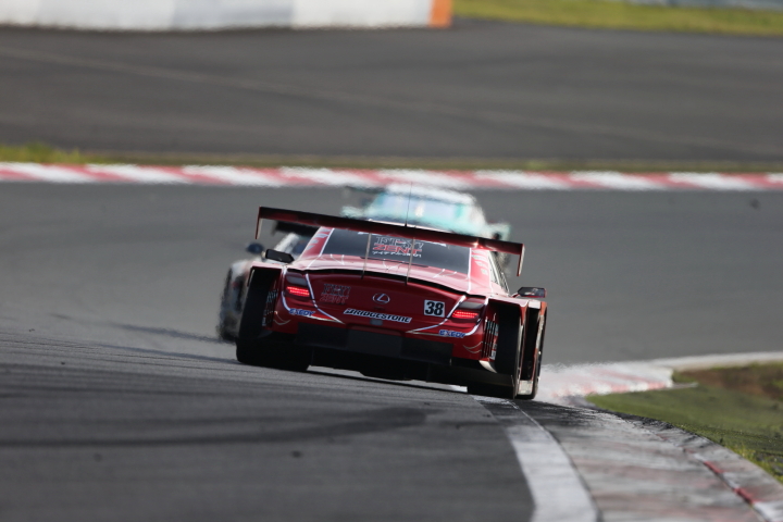 ZENT CERUMO SC430（立川祐路／平手晃平組）