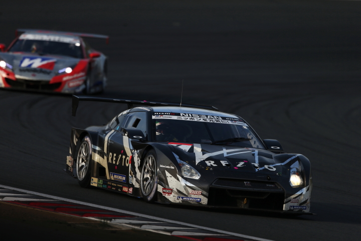 REITO MOLA GT-R （本山哲／関口雄飛組）