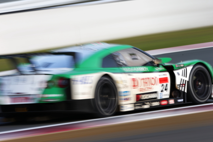 D'station ADVAN GT-R（安田裕信／ミハエル・クルム組）