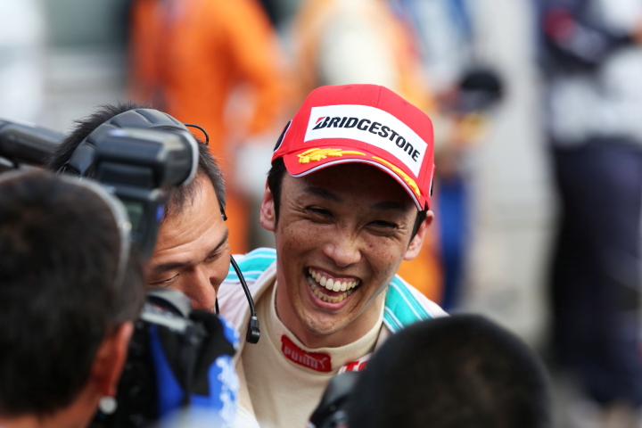 GT500クラスで優勝した中嶋一貴（PETRONAS TOM'S SC430）