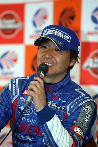 公式予選記者会見: GT300クラスポールシッターの佐々木孝太（SUBARU BRZ R&D SPORT）