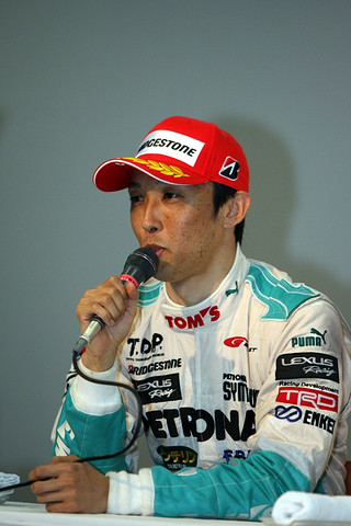 決勝記者会見: GT500クラス優勝の中嶋一貴（PETRONAS TOM'S SC430）