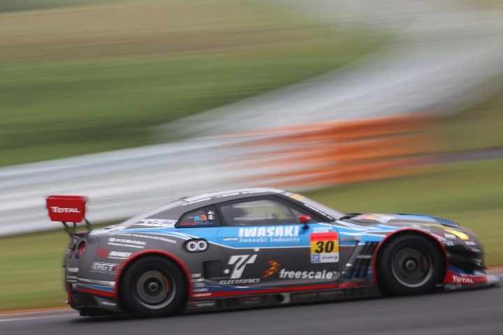 公式練習: IWASAKI OGT Racing GT-R（岩崎祐貴／イゴール・スシュコ組）