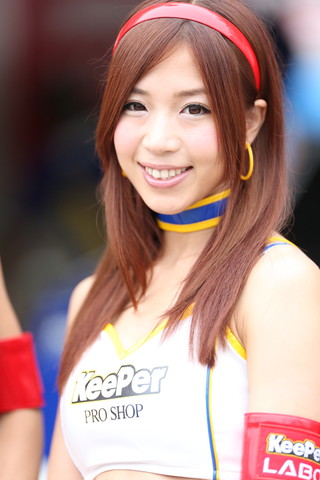 予選日ピットウォーク: レースクイーン