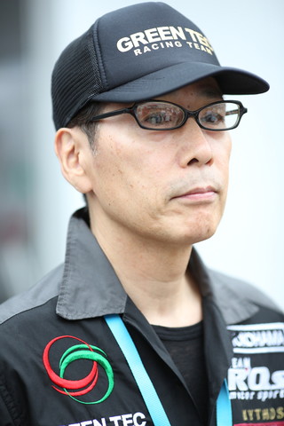 予選日ピットウォーク: 稲垣潤一監督（R'Qs MotorSports）