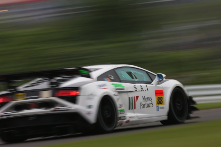 ノックアウト予選: マネパ ランボルギーニ GT3（織戸学／青木孝行組）