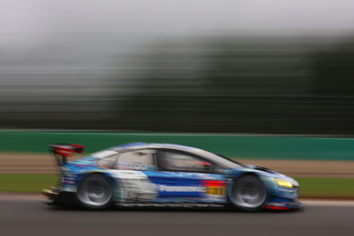 ノックアウト予選: Panasonic apr PRIUS GT（新田守男／嵯峨宏紀組）